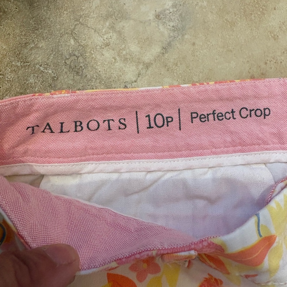 Talbots Perfect Crop Pants in Fruit & Flowers Print Women’s 10 Petite - Picture 8 of 12